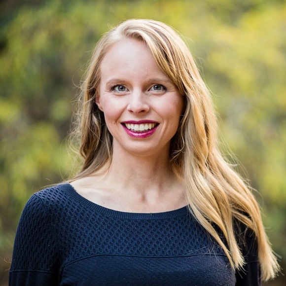 Meet your Posher, Leanne - Picture 1 of 1